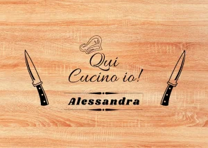 Tagliere in rovere rosso con testo: qui cucino io